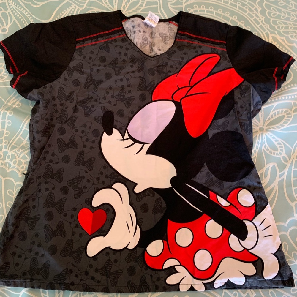 Used Xl Mickey n Minnie Mouse scrub top